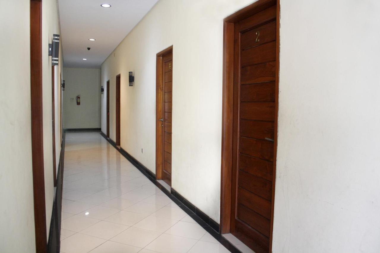 Oyo 148 Cempaka Place Homestay Jakarta Exteriér fotografie